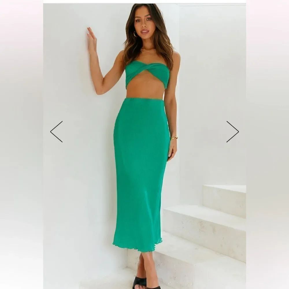 Hello Molly BALANCING ACT CROP TOP and MAXI SKIRT SET in GREEN XS NWT